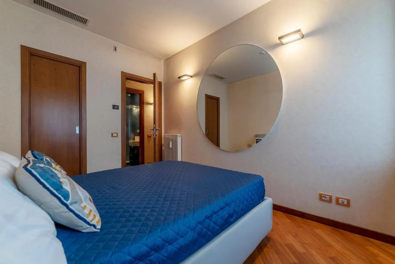 Deep Blue Apartment Rome